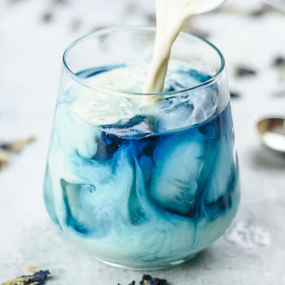 RAW Nice Butterfly Pea Powder – Color-Changing Superfood
